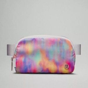 Lululemon Prism Wash Everywhere Belt Bag 1L Fanny Pack Rainbow Vapor Color NEW